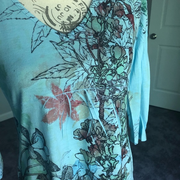 Caia Floral Top - Picture 2 of 7